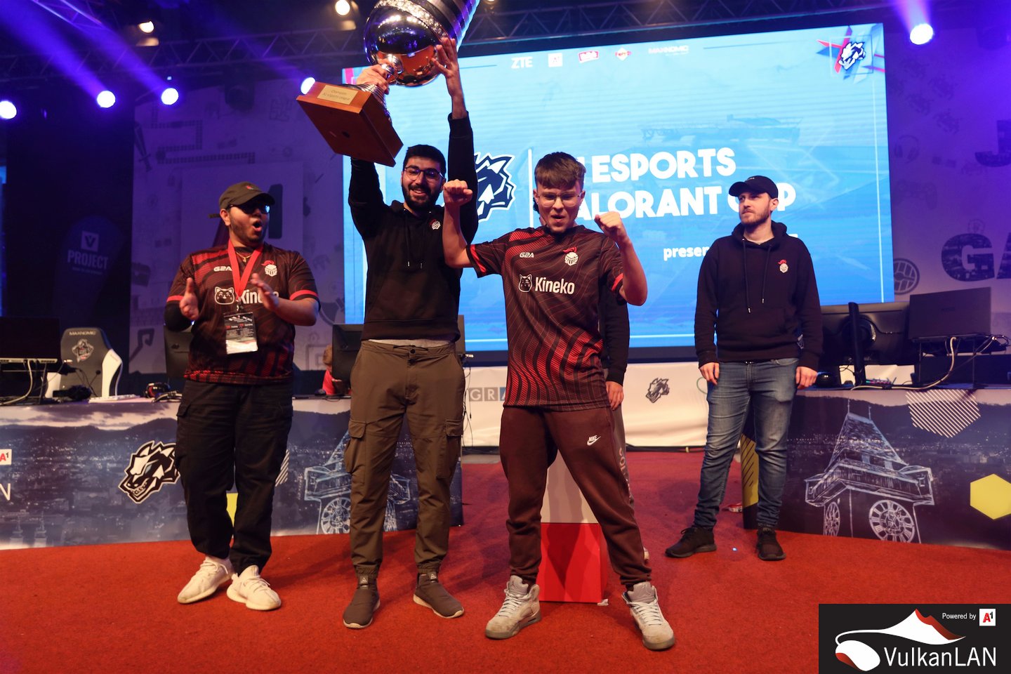 VulkanLAN2022 20221029 (c)dunkellicht photo 1352 0371 A1 eSports VALORANT Cup Finale Unicorns of Love VS Into the Breach