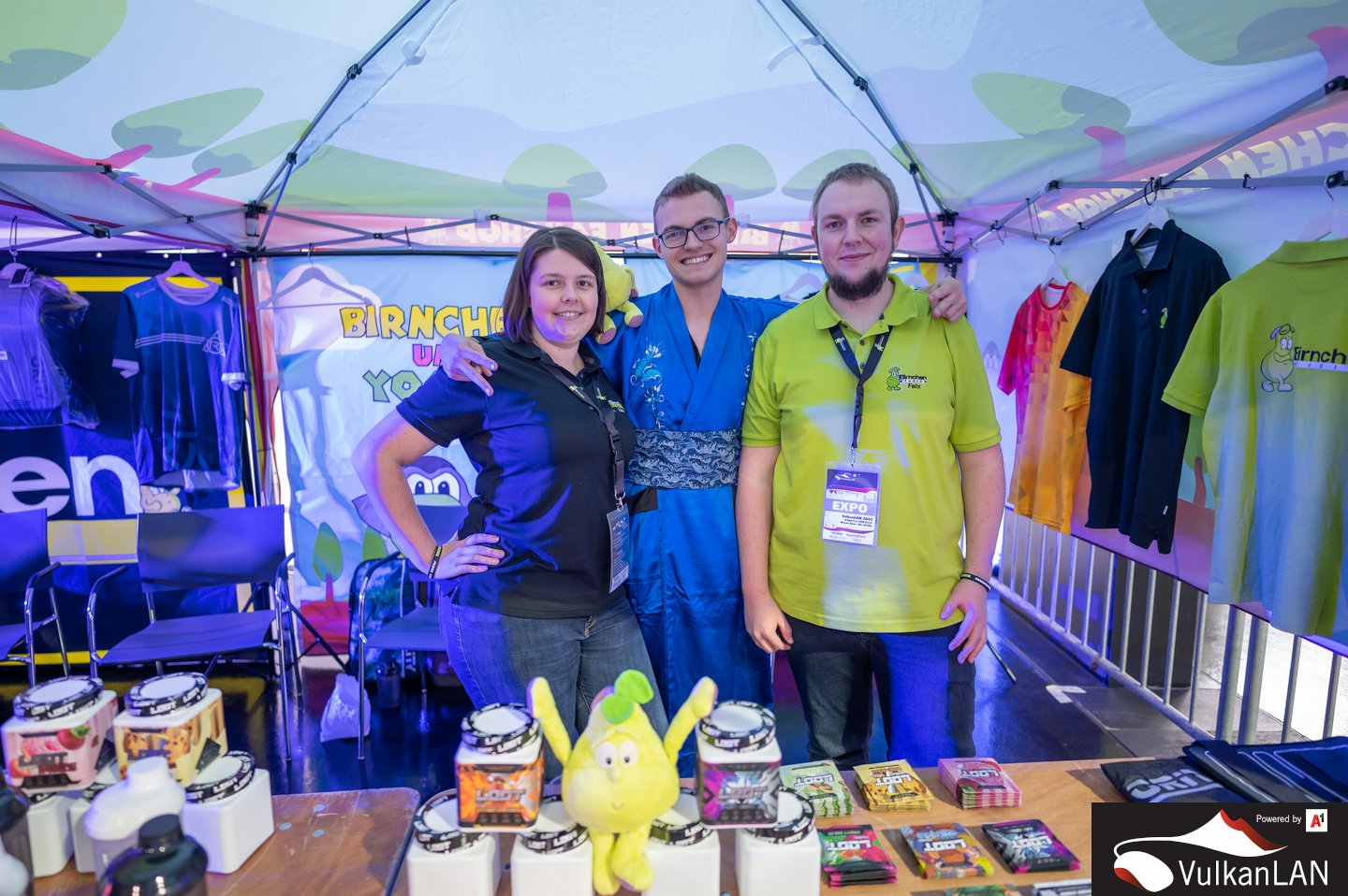 VulkanLAN 20221028 30 (c)Kasofoto KSZ5180