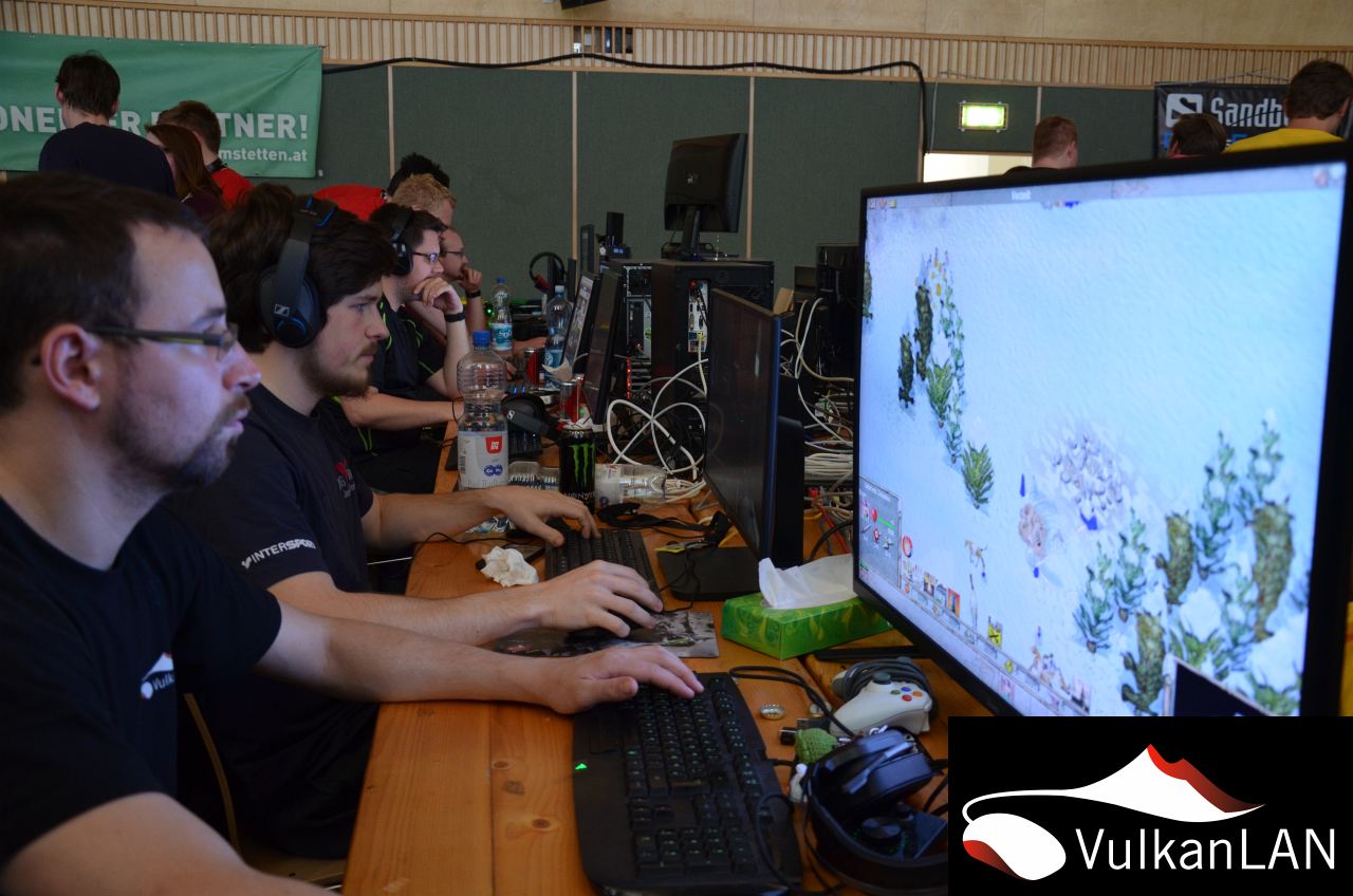 10.Fraghouse LAN Party 068 DSC 0080 1280px